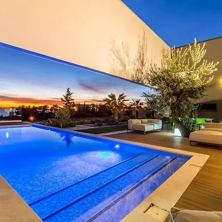 Villa Luxury Miani